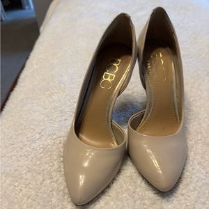 Nude Patent Pumps